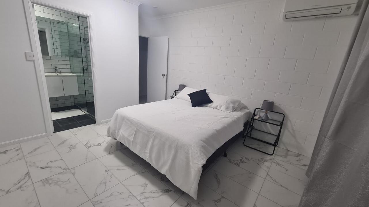 Emthree Seaside Apartments Townsville Exterior foto